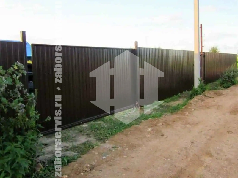 Забор из профнастила 74 метра коричневый