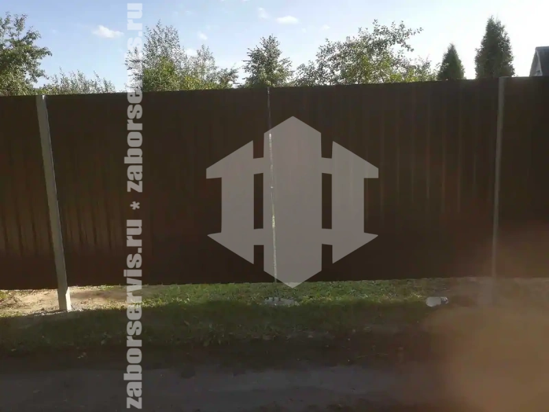 Забор из профнастила с бетонированием столбов 125 метров