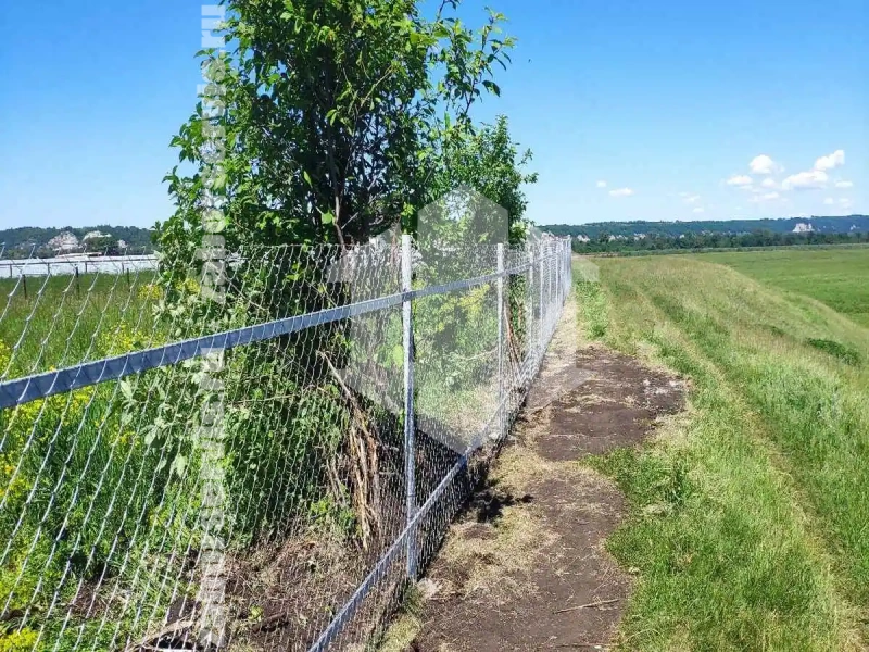 Забор из сетки рабицы на профильном каркасе 63 метра