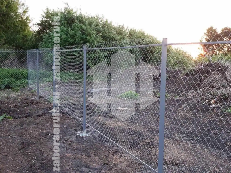 Забор оцинкованный из сетки рабицы 80 метров