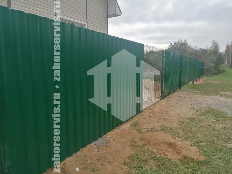 Забор из профнастила с утрамбовкой столбов щебнем 60 метров