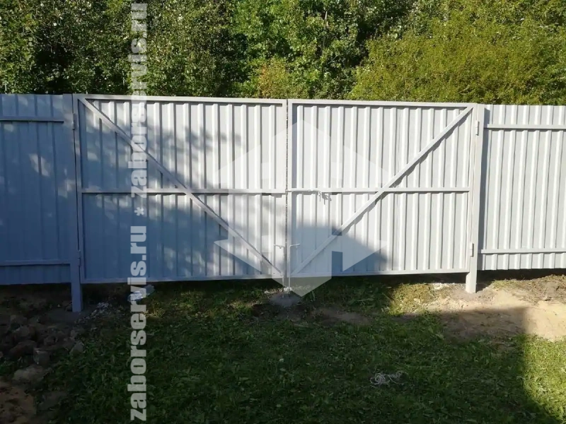 Забор из профнастила с бетонированием столбов 125 метров